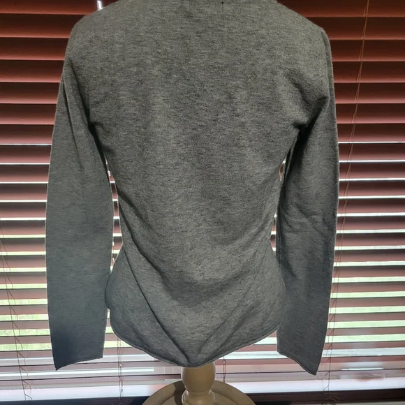 Sweater - Picture 2 of 2